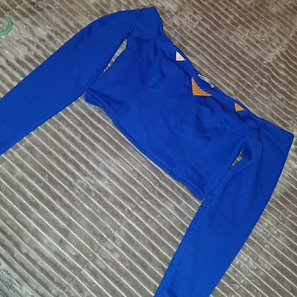 Crop top - Picture 2 of 3